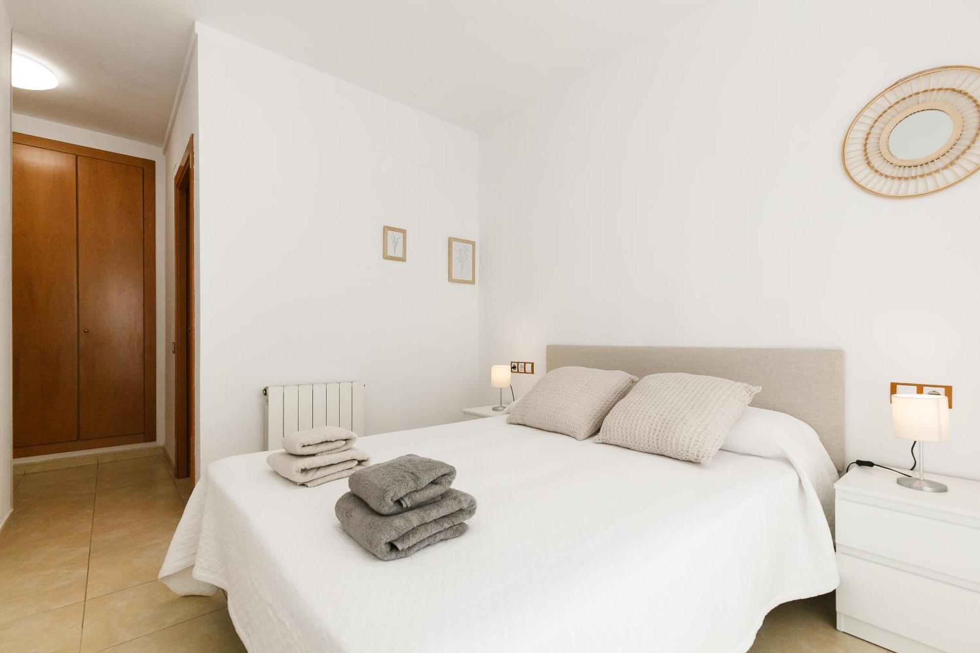 Uhc Els Pins Apartments Salou Exterior photo