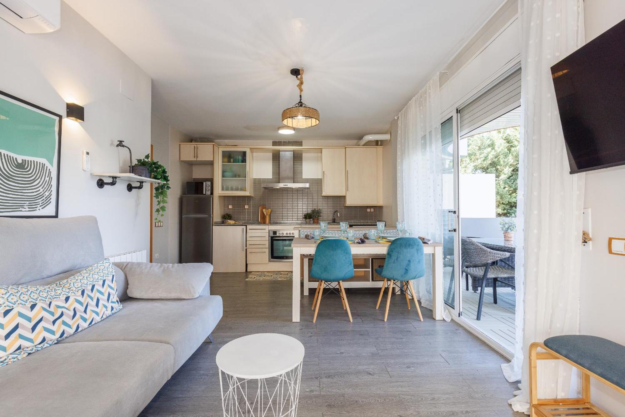Uhc Els Pins Apartments Salou Exterior photo